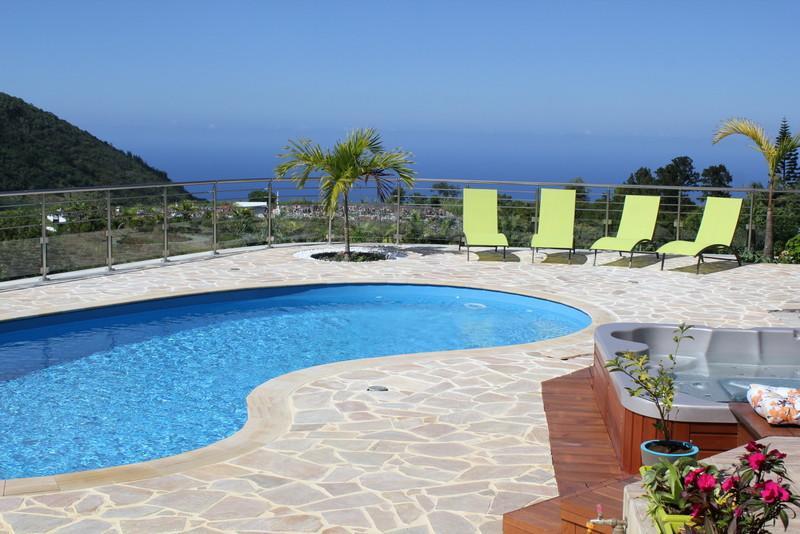 Les Nymphes De Bourbon Bed & Breakfast Saint Pierre Exterior foto